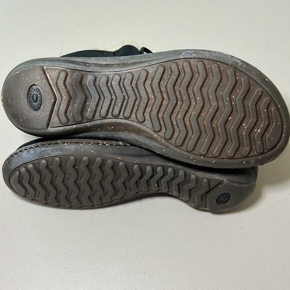 Ugg Gaviota Lace Up Fringe Booties Black 5749 Size 8 - Picture 10 of 12